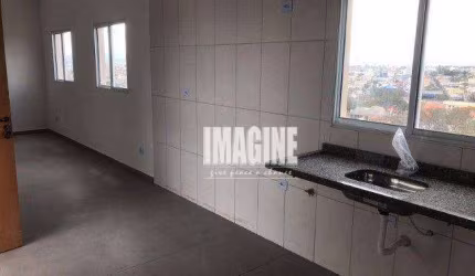 Apto na Vila Matilde com 2 Dorms, 37m²