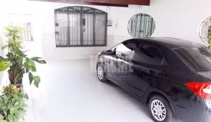 Sobrado na Ponte Rasa com 3 Dorms sendo 1 Suíte, 3 Vagas, 182m²