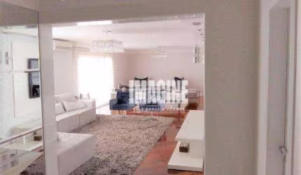 Apto no Tatuapé com 4 Dorms sendo 3 Suítes, 3 Vagas, 228m²
