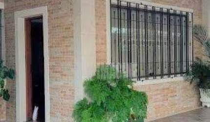 Sobrado no Tatuapé com 3 Dorms sendo 1 Suíte, 2 Vagas, 240m²