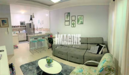 Casa em Condomínio Fechado na Penha com 2 Suítes, 2 Vagas, 100m²