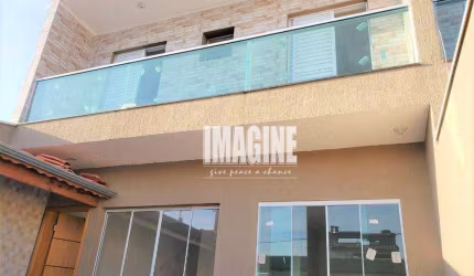 Sobrado no Aricanduva com 2 Suítes, 2 Vagas, 80m²