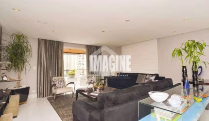 Apto no Tatuapé com 4 Dorms sendo 3 Suítes, 4 Vagas, 330m²