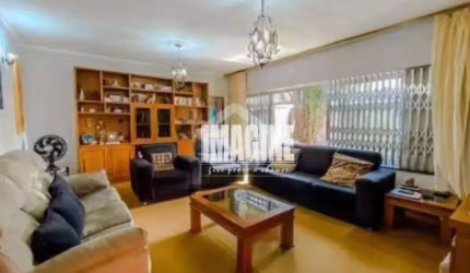 Casa no Carrão com 3 Dorms sendo 1 Suíte, 5 Vagas, 627m²