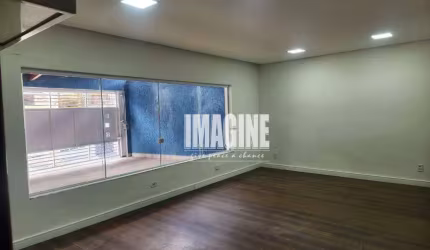 Casa no Parque do Carmo com 3 Dormitórios sendo 1 Suíte, 8 Vagas, 300m²