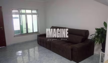 Sobrado na Água Rasa com 2 Dorms, 3 Vagas, 100m²