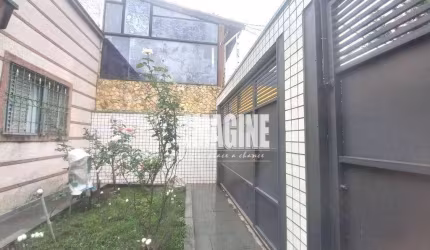 Casa Térrea no Tatuapé com 3 Dorms sendo 1 Suíte, 5 Vagas, 240m²