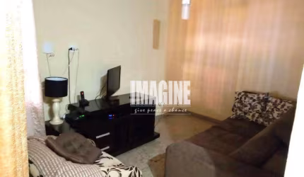 Sobrado no Cangaíba com 2 Suítes, 2 Vagas, 100m²