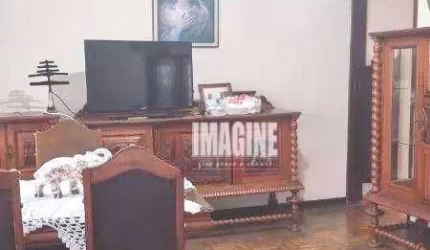 Casa Térrea na Água Rasa com 4 Dorms, 3 Vagas, 195m²