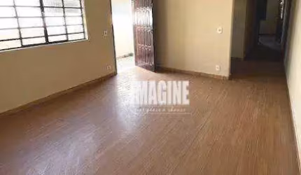 Casa na Cidade Líder com 2 Dorms, 2 Vagas, 100m²