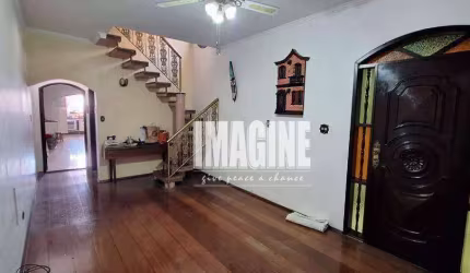 Sobrado com 3 dormitórios sendo 2 suites à venda, 158 m² por R$ 990.000 - Itaquera - São Paulo/SP