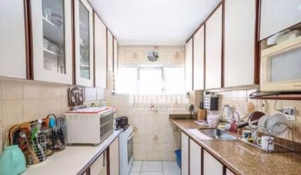 Apartamento no Tatuapé com 3 dormitórios sendo 1 suíte,2 vagas ,85 m²