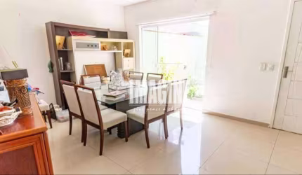 Sobrado na Mooca com 4 Dormitórios sendo 3 Suítes, 2 Vagas, 217m²
