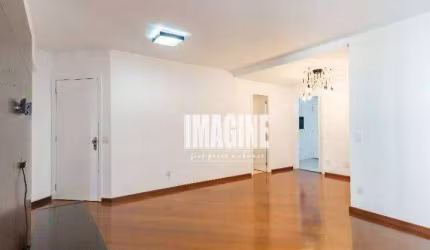 Apartamento no Tatuapé com 3 Dormitórios sendo 1 Suíte, Sacada, 2 Vagas, 95 m²