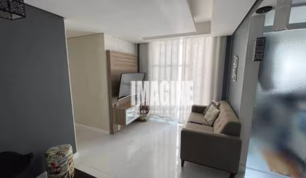 Apartamento na Vila Formosa com 2 Dormitórios, Sacada, 1 Vaga, 47 m²