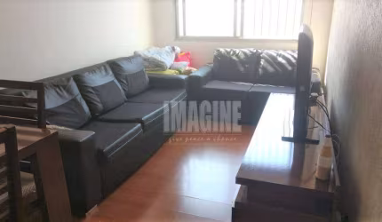 Apto no Carrão com 2 Dorms, 1 Vaga, 50m²