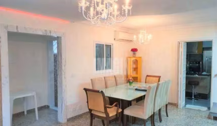Sobrado na Mooca com 3 Suítes, 3 Vagas, 295m²
