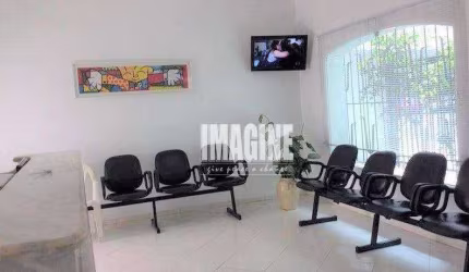 Casa Comercial no Tatuapé com 16 Dorms sendo 12 Suítes, 8 Vagas, 400m²