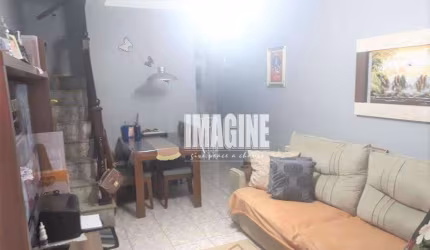 Sobrado em Condomínio com 2 Dorms, 1 Vaga, 60m²