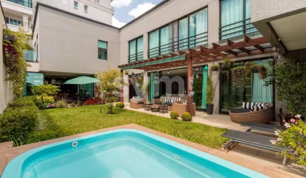 Casa em condomínio fechado com 4 quartos à venda na Rua Eduardo Sprada, 630, Campo Comprido, Curitiba por R$ 8.500.000