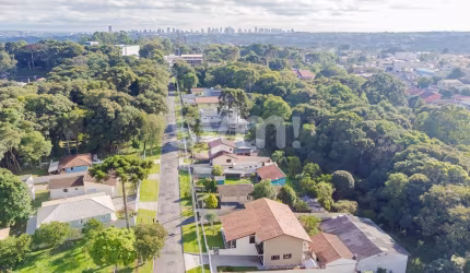 Terreno à venda na Rua Alfredo Muraro, 249, São João, Curitiba por R$ 980.000
