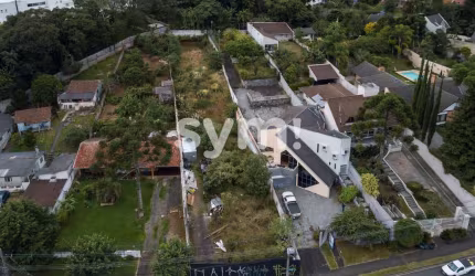 Terreno à venda na Avenida Cândido Hartmann, 3744, Santo Inácio, Curitiba por R$ 1.890.000