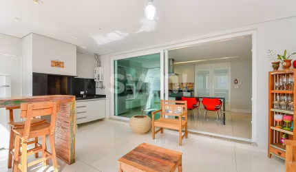 Casa em condomínio fechado com 4 quartos à venda na Rua Andrea Zílio, 143, Santo Inácio, Curitiba por R$ 1.697.000