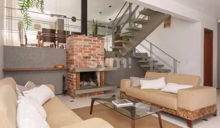 Casa com 3 quartos à venda na Ottília Reksidler, 128, São Lourenço, Curitiba por R$ 1.300.000