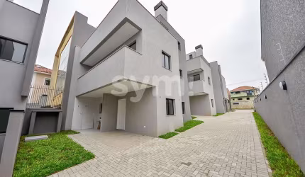 Casa em condomínio fechado com 3 quartos à venda na Rua Carlos Chagas, 369, São Braz, Curitiba por R$ 749.000