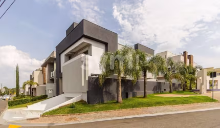 Casa em condomínio fechado com 3 quartos à venda na Avenida Doutor Eugênio Bertolli, 3062, Santa Felicidade, Curitiba por R$ 2.850.000