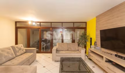 Casa com 5 quartos à venda na Rua Manoel Correia de Freitas, 1028, Jardim Social, Curitiba por R$ 1.290.000