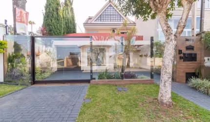 Casa com 3 quartos à venda na Rua Humberto Ciccarino, 380, Xaxim, Curitiba por R$ 1.504.000