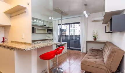 Apartamento com 1 quarto para alugar na Rua Nunes Machado, 068, Centro, Curitiba por R$ 2.400