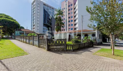 Casa com 3 quartos à venda na Rua Padre Anchieta, 668, Mercês, Curitiba por R$ 3.300.000