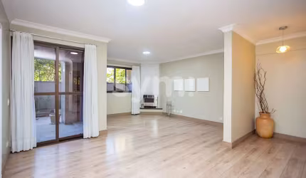Apartamento com 3 quartos para alugar na Avenida João Gualberto, 641, Alto da Glória, Curitiba por R$ 3.800