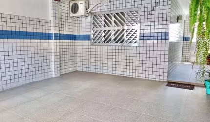 Casa com 2 dormitórios à venda, 114 m² por R$ 550.000,00 - Tupi - Praia Grande/SP