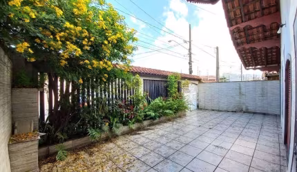 Casa na Vila Mirim Praia Grande