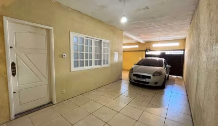 Casa com 5 dormitórios à venda, 258 m² por R$ 958.000,00 - Vila Guilhermina - Praia Grande/SP