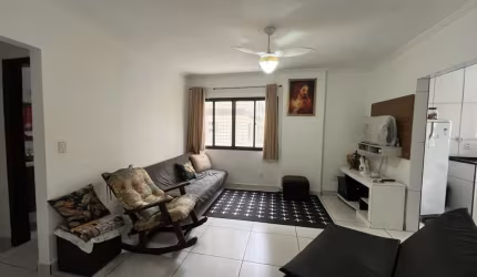 Apartamento à venda por R$ 273.000