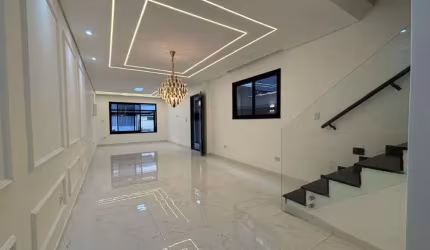Sobrado triplex na Guilhermina