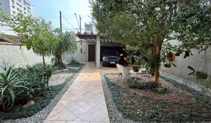 Casa com 3 dormitórios à venda, 195 m² por R$ 960.000,00 - Aviação - Praia Grande/SP