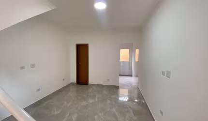 Sobrado com 2 dormitórios à venda, 59 m² por R$ 320.000,00 - Jardim Imperador - Praia Grande/SP
