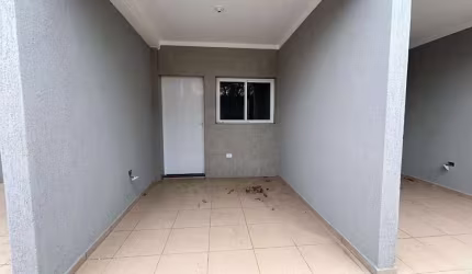 Sobrado individual á venda no Tude Bastos
