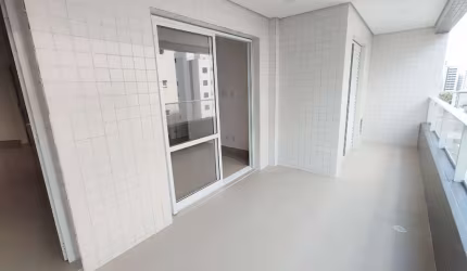 Apartamento novo na Guilhermina em Praia Grande-SP