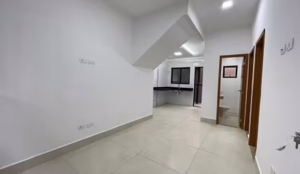 Casa com 2 dormitórios à venda, 54 m² por R$ 338.000,00 - Maracanã - Praia Grande/SP