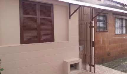 Bangalô com 1 dormitório à venda, 42 m² por R$ 149.000,00 - Caiçara - Praia Grande/SP