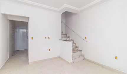 Sobrado com 2 dormitórios à venda, 55 m² por R$ 302.000,00 - Solemar - Praia Grande/SP