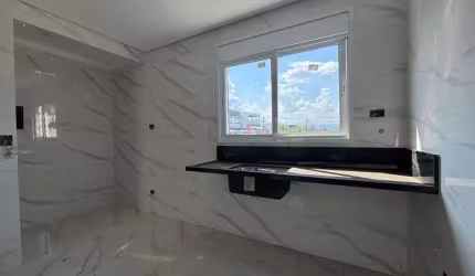 Sobrado triplex à venda na Guilhermina