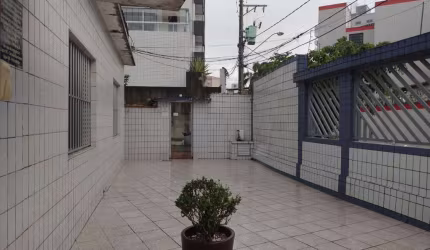 Kitnet com 1 dormitório à venda, 27 m² por R$ 195.000,00 - Vila Guilhermina - Praia Grande/SP