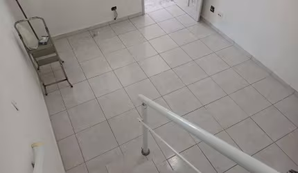 Sobrado com 2 dormitórios à venda, 63 m² por R$ 290.000,00 - Tude Bastos - Praia Grande/SP